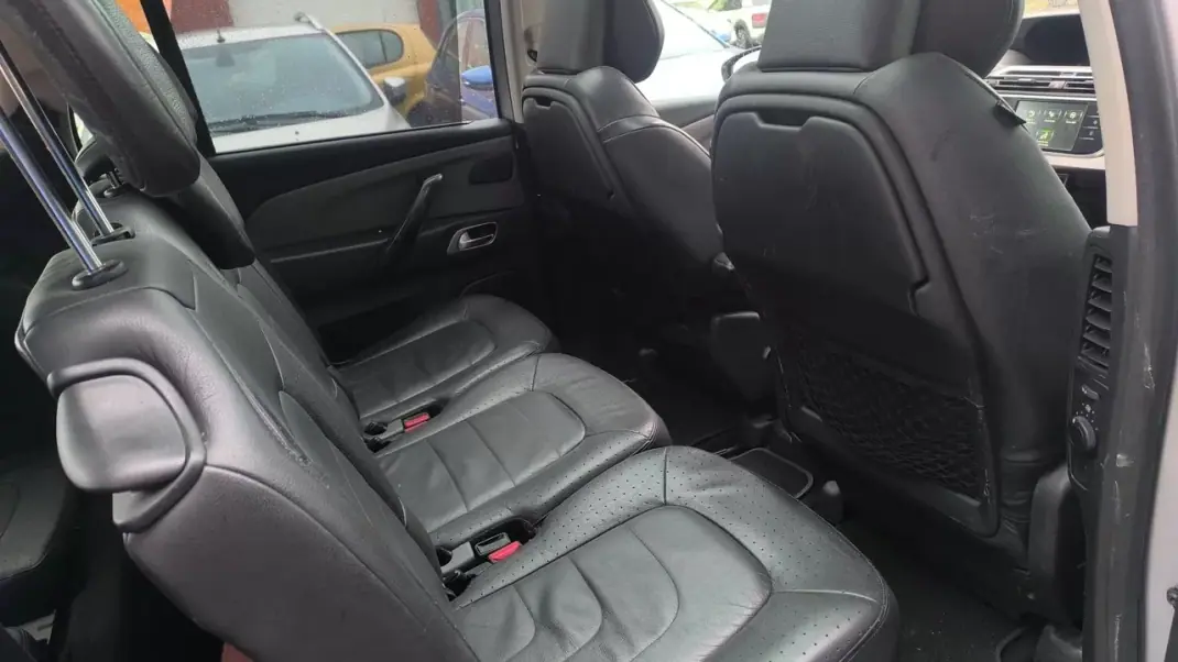 Citroën C4 Grand Picasso 2016 - 10900 EUR, 144000 km - AUTO.MOTO.pt - 144000km - foto 5 de 14