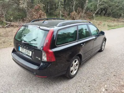 Volvo V50 2011 - 6800 EUR, 184300 km - foto 6 de 13
