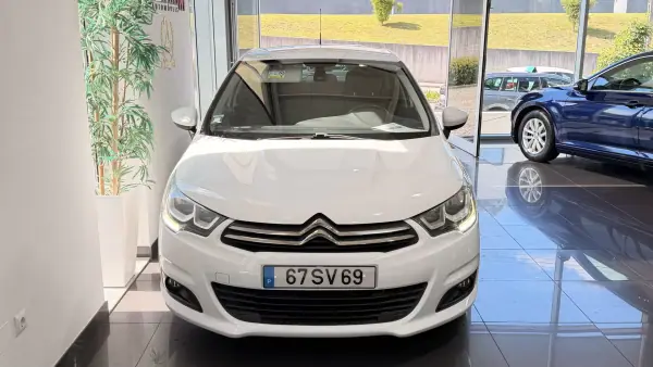 Citroën C4 2017 — photo 2 of 27