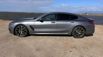 BMW 840 Gran Coupé 2021 - 67900 EUR, 92000 km - AUTO.MOTO.pt - 92000km - foto 7 de 27