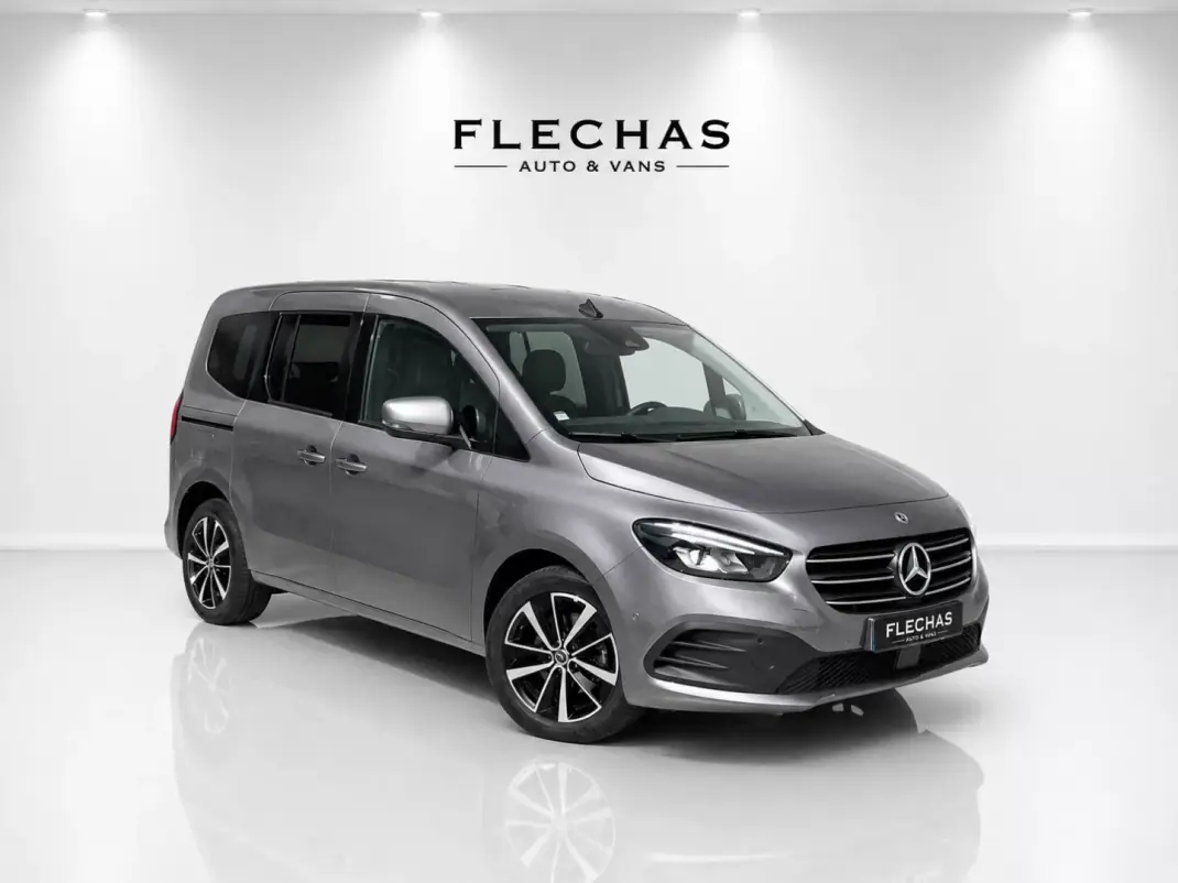 Mercedes-Benz T 180 2022 - 25900 EUR, 65000 km - AUTO.MOTO.pt - 65000km - foto 8 de 11