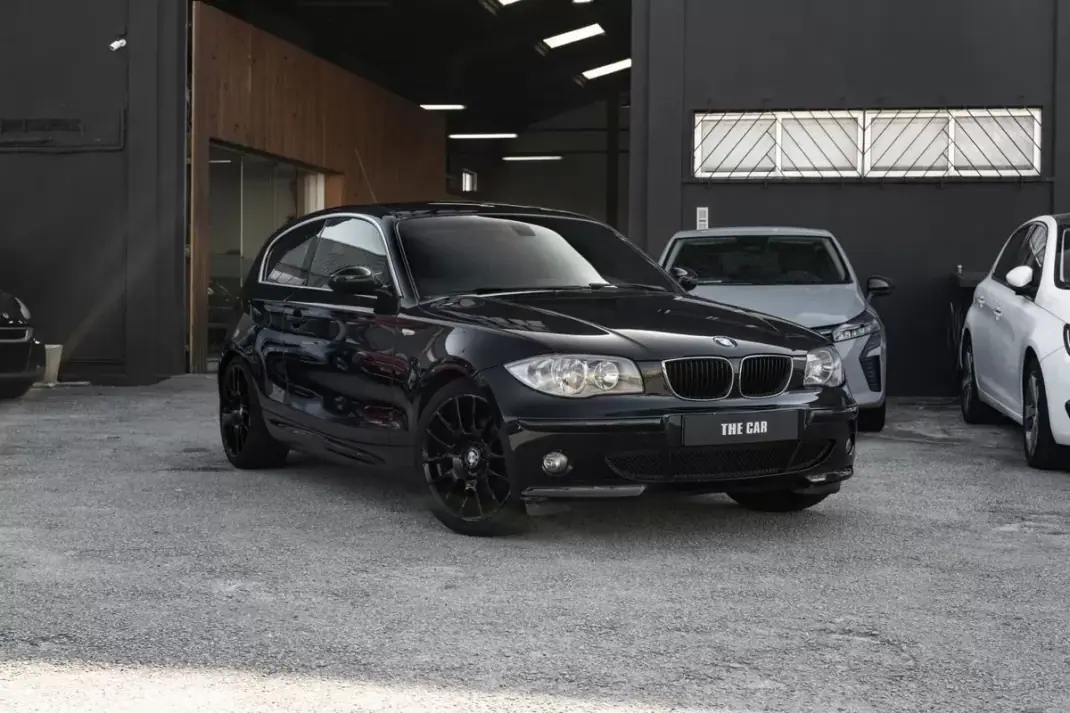 BMW 118 2008 - 9999 EUR, 189055 km - AUTO.MOTO.pt - 189055km - foto 1 de 18