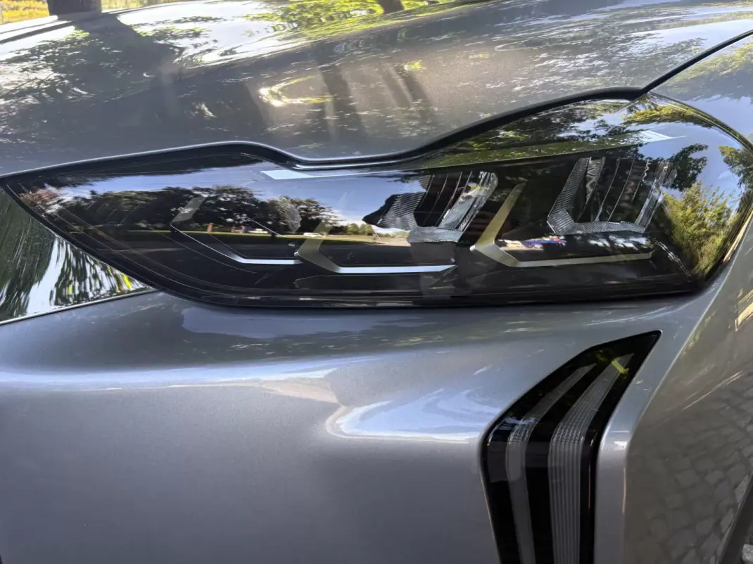 DS DS3 Crossback 2023 - 24100 EUR, 20121 km - 20121km - foto 4 de 26