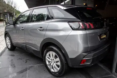 Peugeot 3008 2021 - 17490 EUR, 156618 km - AUTO.MOTO.pt - 156618km - foto 3 de 40