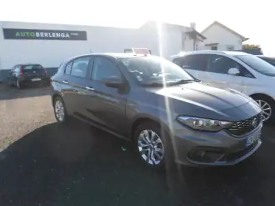 Fiat Tipo 2017 - 12900 EUR, 79826 km - AUTO.MOTO.pt - 79826km - foto 3 de 10