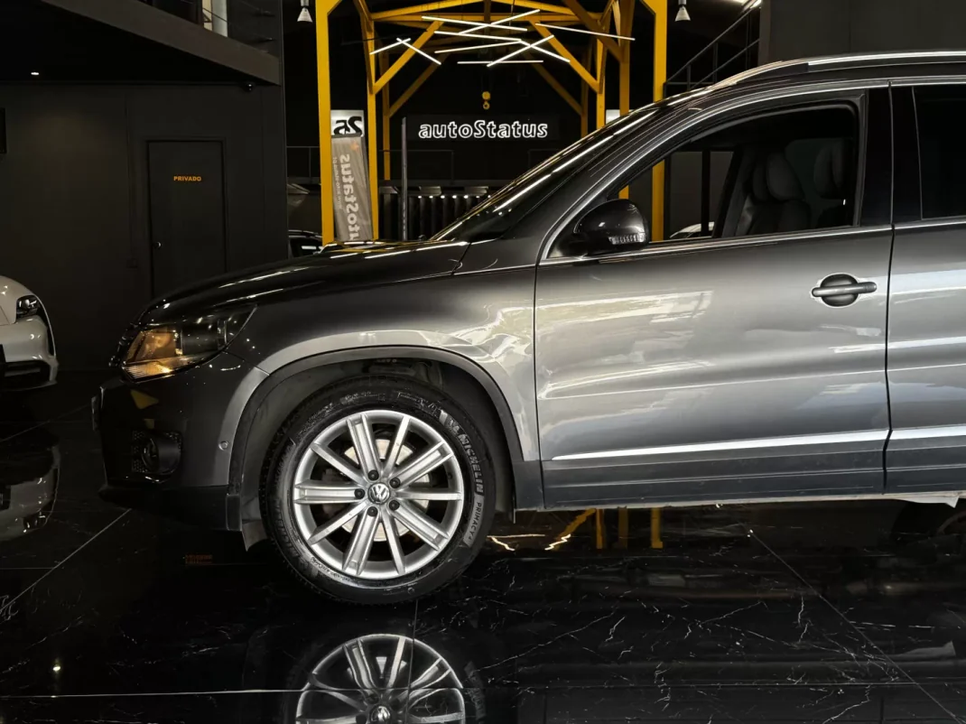 Volkswagen Tiguan 2016 - 16990 EUR, 190300 km - AUTO.MOTO.pt - 190300km - foto 9 de 34