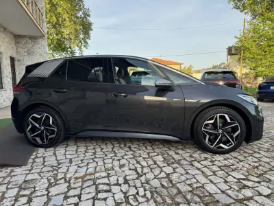 Volkswagen ID.3 2020 - 19900 EUR, 93000 km - AUTO.MOTO.pt - 93000km - foto 5 de 44