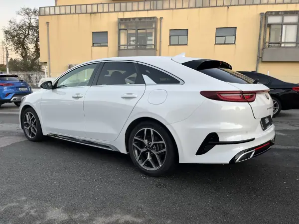 Kia ProCeed 2022 - 19450 EUR, 92000 km - AUTO.MOTO.pt - 92000km - foto 50 de 51