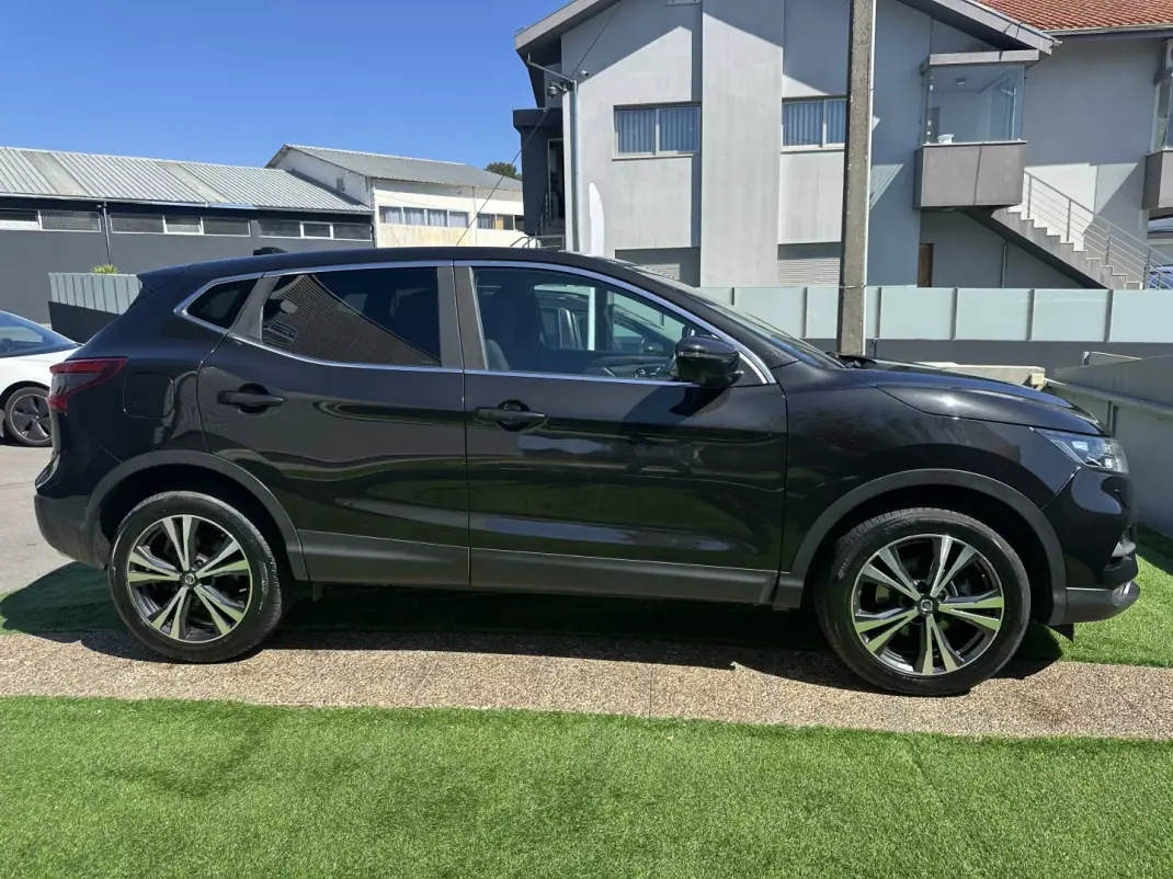 Nissan Qashqai 2018 - 15500 EUR, 200000 km - 200000km - foto 6 de 68