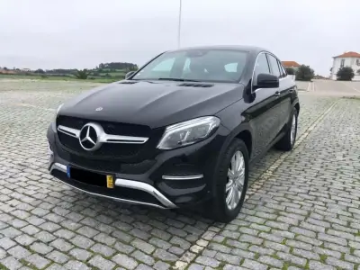 Mercedes-Benz GLE 400 2018 - 53990 EUR, 130000 km - AUTO.MOTO.pt - 130000km - foto 2 de 11
