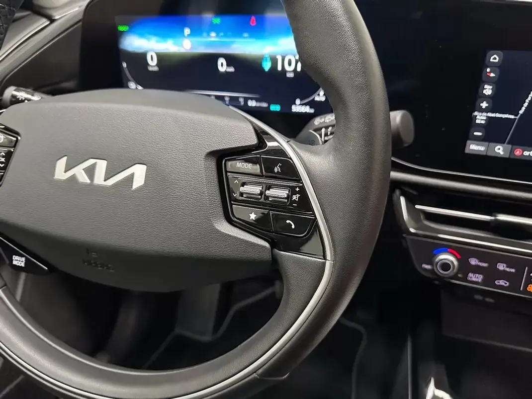 Kia e-Niro 2023 - 27450 EUR, 53564 km - 53564km - foto 45 de 51