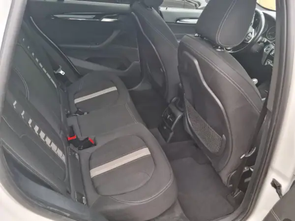 BMW X1 2016 - 16500 EUR, 168000 km - AUTO.MOTO.pt - 168000km - foto 16 de 32