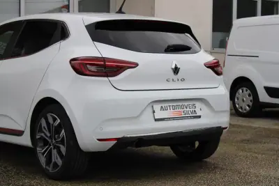 Renault Clio 2021 - 15990 EUR, 117000 km - AUTO.MOTO.pt - 117000km - foto 12 de 29