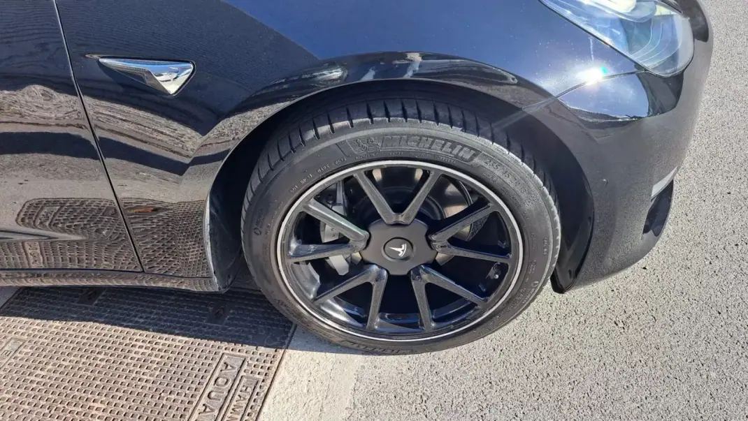 Tesla Model 3 2019 - 22500 EUR, 113000 km - 113000km - foto 13 de 53