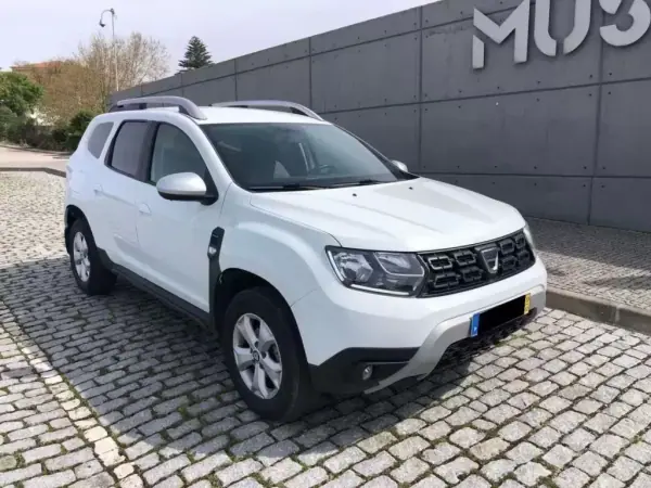 Dacia Duster 2019 - 13999 EUR, 199000 km - AUTO.MOTO.pt - 199000km - foto 2 de 9