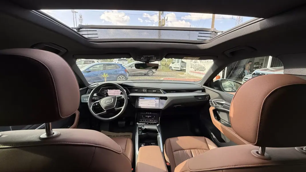 Audi e-tron Sportback 2022 - 32990 EUR, 82000 km - AUTO.MOTO.pt - 82000km - foto 34 de 43