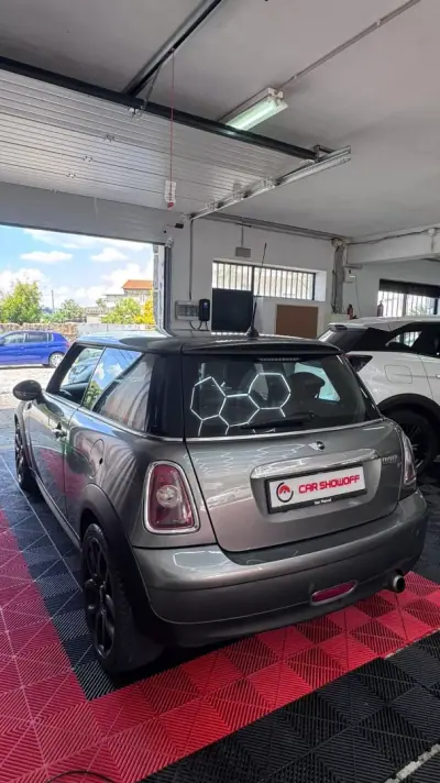 MINI Cooper 2009 - 6490 EUR, 189000 km - AUTO.MOTO.pt - 189000km - foto 3 de 9