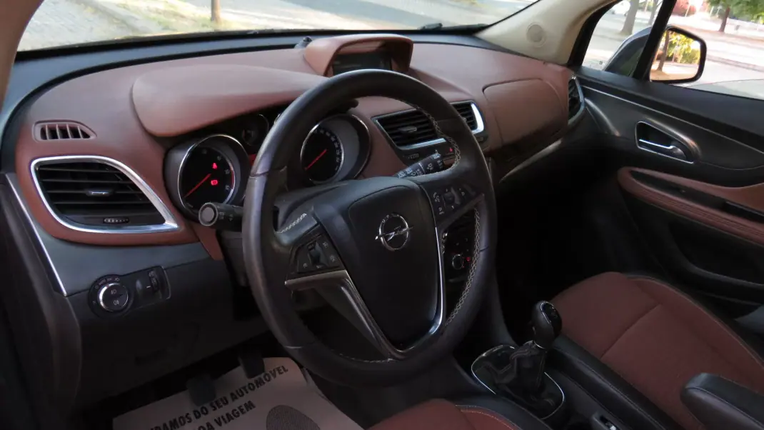 Opel Mokka 2014 - 13500 EUR, 179000 km - 179000km - foto 13 de 26