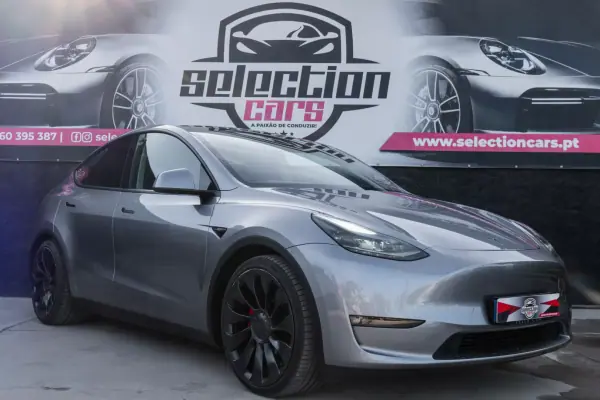Tesla Model Y Performance Tração Integral 2023 Elétrico