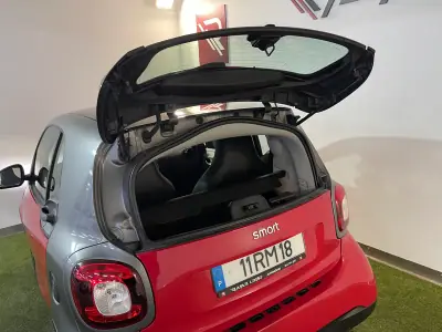 Smart 2016 - 10450 EUR, 91000 km - AUTO.MOTO.pt - 91000km - foto 23 de 26