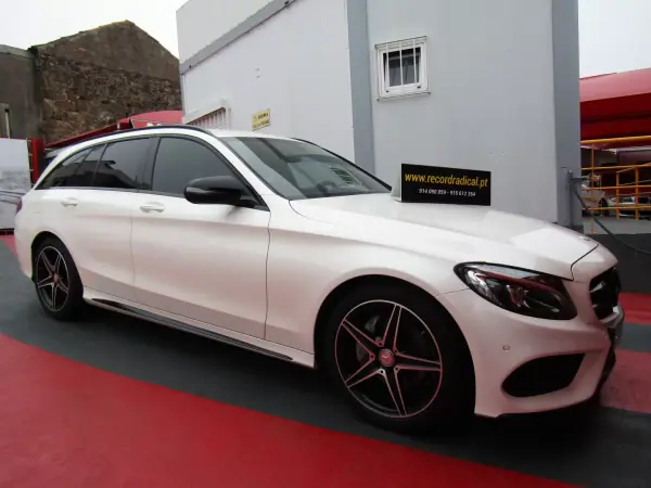 Mercedes-Benz C 200 2016 — foto 2 de 24