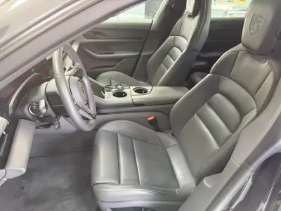 Porsche Taycan 2023 - 69000 EUR, 84534 km - AUTO.MOTO.pt - 84534km - foto 26 de 39