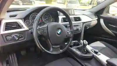 BMW 316 2013 - 11490 EUR, 142500 km - foto 6 de 8
