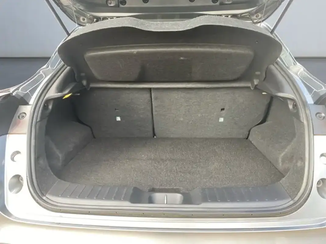 Nissan Juke 2023 - 17900 EUR, 81920 km - AUTO.MOTO.pt - 81920km - foto 10 de 18