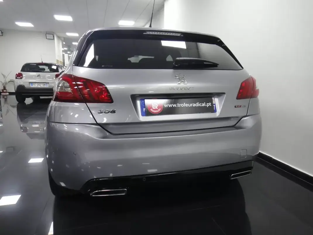 Peugeot 308 2020 - 14990 EUR, 60000 km - AUTO.MOTO.pt - 60000km - foto 7 de 33