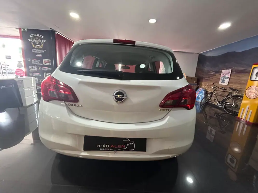 Opel Corsa 2015 - 10950 EUR, 112127 km - AUTO.MOTO.pt - 112127km - foto 5 de 20