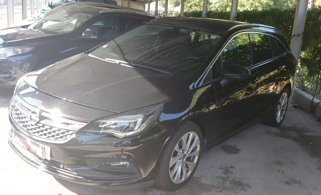 Opel Astra Sports Tourer 2019 - 11500 EUR, 214400 km - AUTO.MOTO.pt - 214400km - foto 1 de 5
