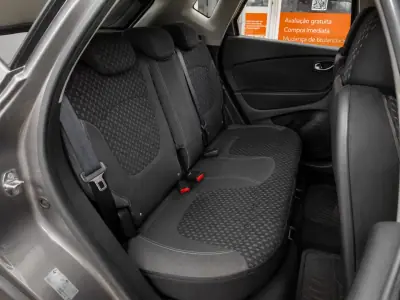 Renault Captur 2018 - 12900 EUR, 185699 km - AUTO.MOTO.pt - 185699km - foto 11 de 11