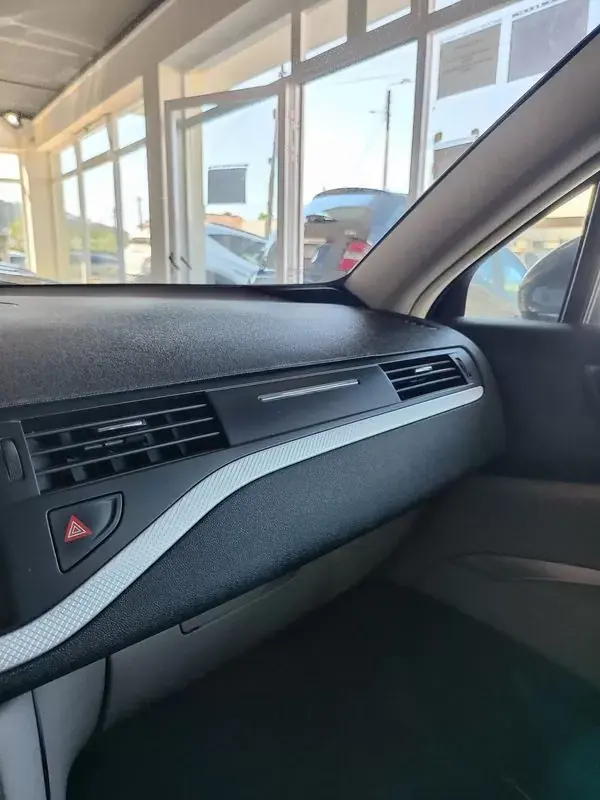 Citroën C5 Tourer 2017 - 9500 EUR, 248400 km - AUTO.MOTO.pt - 248400km - foto 38 de 38