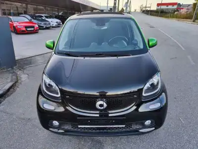 Smart ForFour 2017 - 13500 EUR, 44000 km - AUTO.MOTO.pt - 44000km - foto 10 de 46