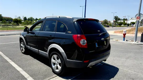 Chevrolet Captiva 2012 - 7490 EUR, 138000 km - AUTO.MOTO.pt - 138000km - foto 4 de 9
