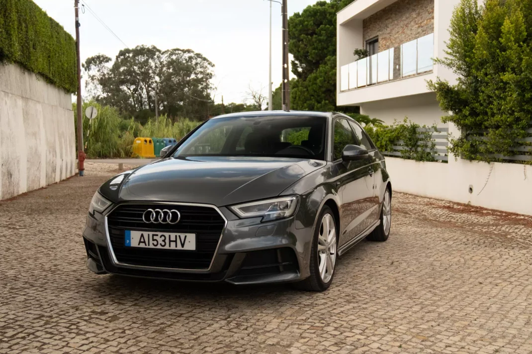 Audi A3 2017 - 19500 EUR, 163000 km - AUTO.MOTO.pt - 163000km - foto 1 de 10