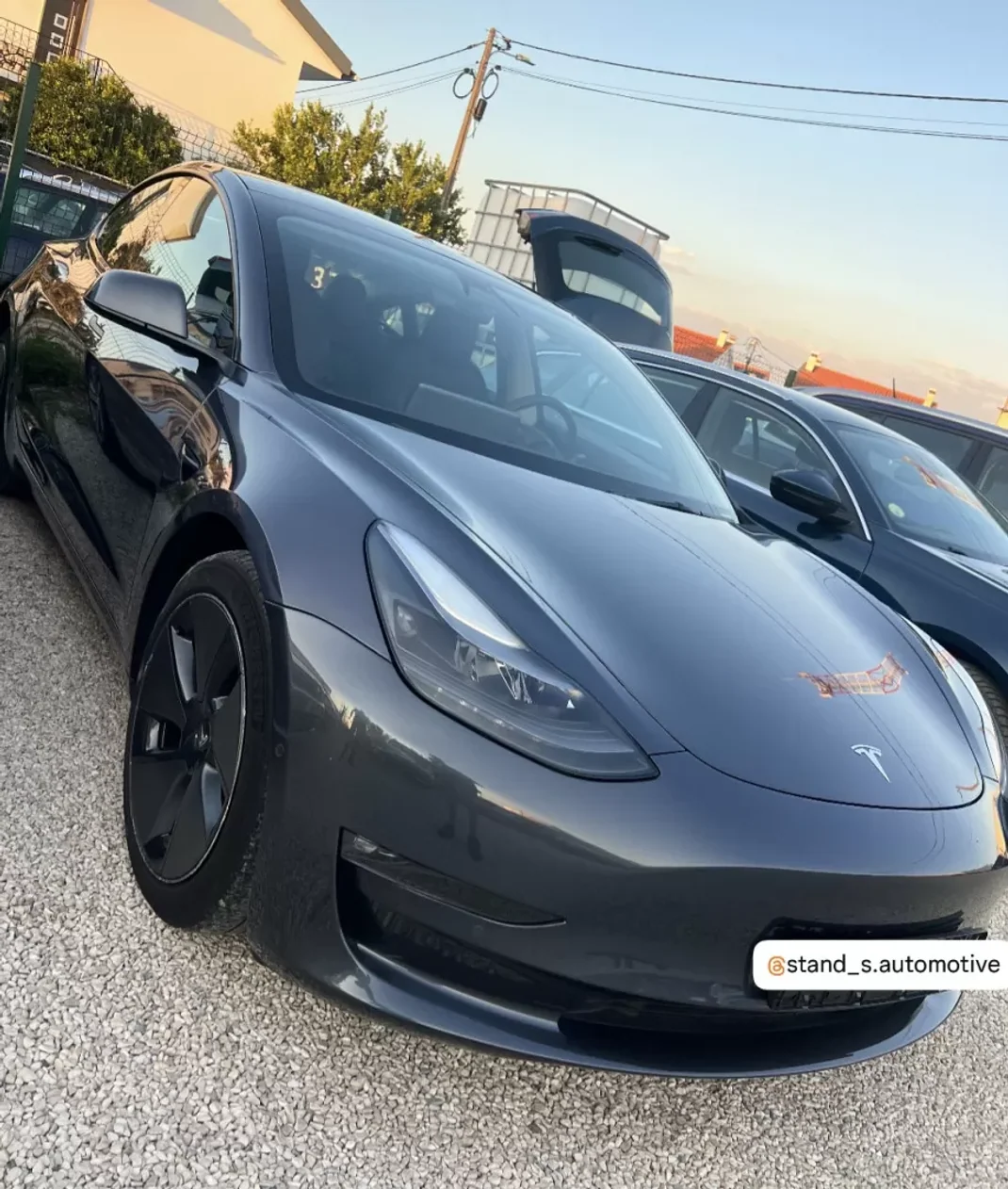 Tesla Model 3 2021 - 27999 EUR, 94300 km - AUTO.MOTO.pt - 94300km - foto 2 de 8