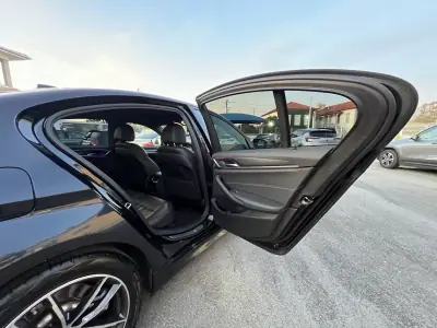 BMW 520 2022 - 33950 EUR, 124000 km - AUTO.MOTO.pt - 124000km - foto 34 de 45