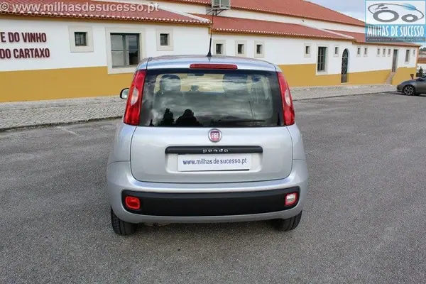 Fiat Panda 2017 - 7950 EUR, 92000 km - AUTO.MOTO.pt - 92000km - foto 11 de 28