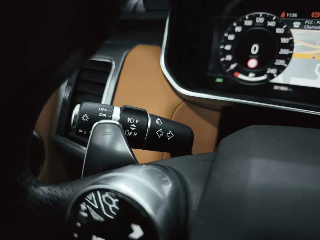 Land Rover Range Rover Sport 2020 - 49950 EUR, 181969 km - AUTO.MOTO.pt - 181969km - foto 34 de 59