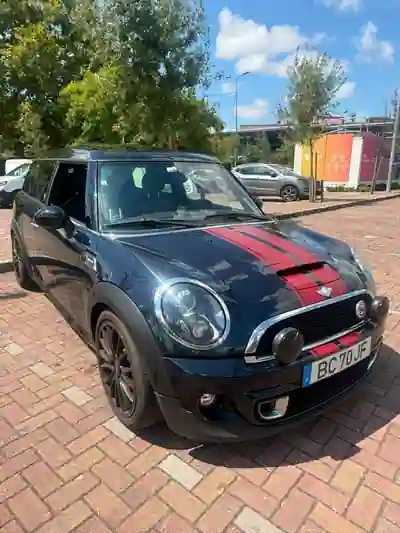 MINI Clubman 2012 - 10990 EUR, 239000 km - AUTO.MOTO.pt - 239000km - foto 2 de 16