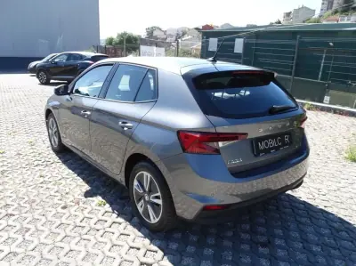 Skoda Fabia 2023 - 13890 EUR, 42937 km - AUTO.MOTO.pt - 42937km - foto 22 de 24