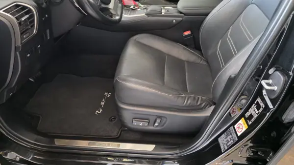 Lexus NX 300h 2018 - 31900 EUR, 78634 km - AUTO.MOTO.pt - 78634km - foto 39 de 65