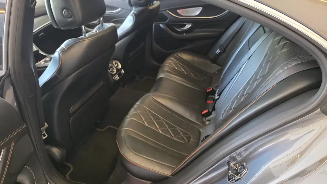 Mercedes-Benz CLS 400 2019 - 44500 EUR, 165703 km - AUTO.MOTO.pt - 165703km - foto 58 de 73