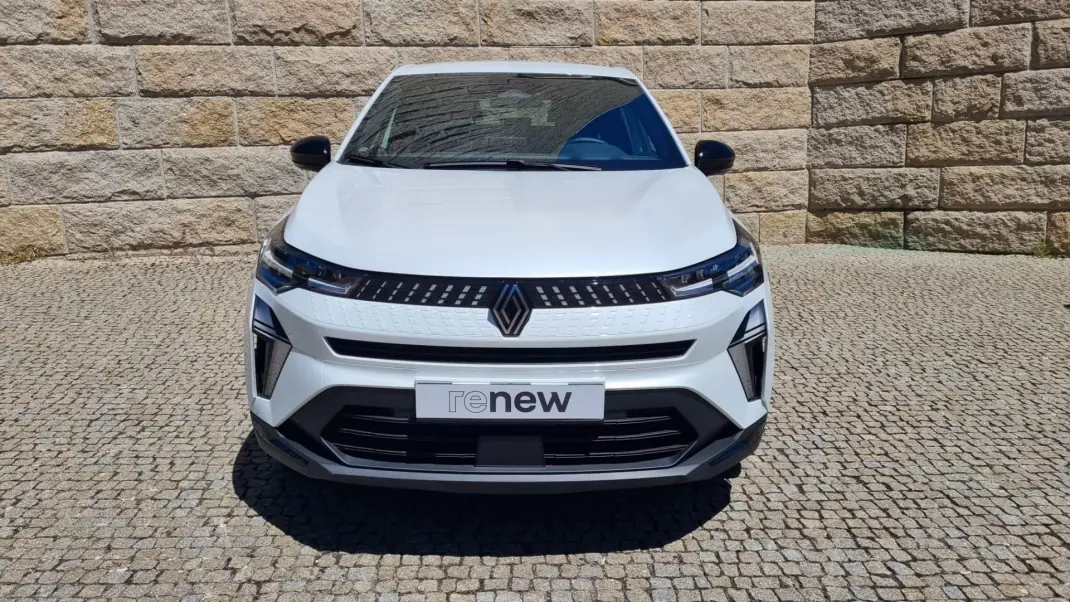 Renault Captur 2025 - 24000 EUR, 10335 km - AUTO.MOTO.pt - 10335km - foto 8 de 36