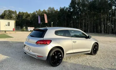 Volkswagen Scirocco 2010 - 9950 EUR, 301000 km - AUTO.MOTO.pt - 301000km - foto 15 de 18