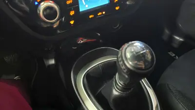 Nissan Juke 2017 - 12290 EUR, 125919 km - AUTO.MOTO.pt - 125919km - foto 33 de 49