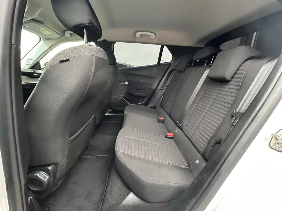 Peugeot 2008 2021 - 15750 EUR, 206114 km - AUTO.MOTO.pt - 206114km - foto 21 de 24