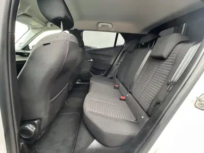 Peugeot 2008 2021 - 15750 EUR, 206114 km - AUTO.MOTO.pt - 206114km - foto 21 de 24