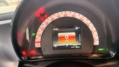 Smart ForFour 2019 - 14900 EUR, 32900 km - 32900km - foto 57 de 66